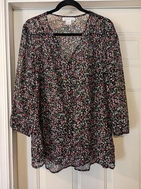 Liz Claiborne Black Floral Button-Front V-Neck Blouse